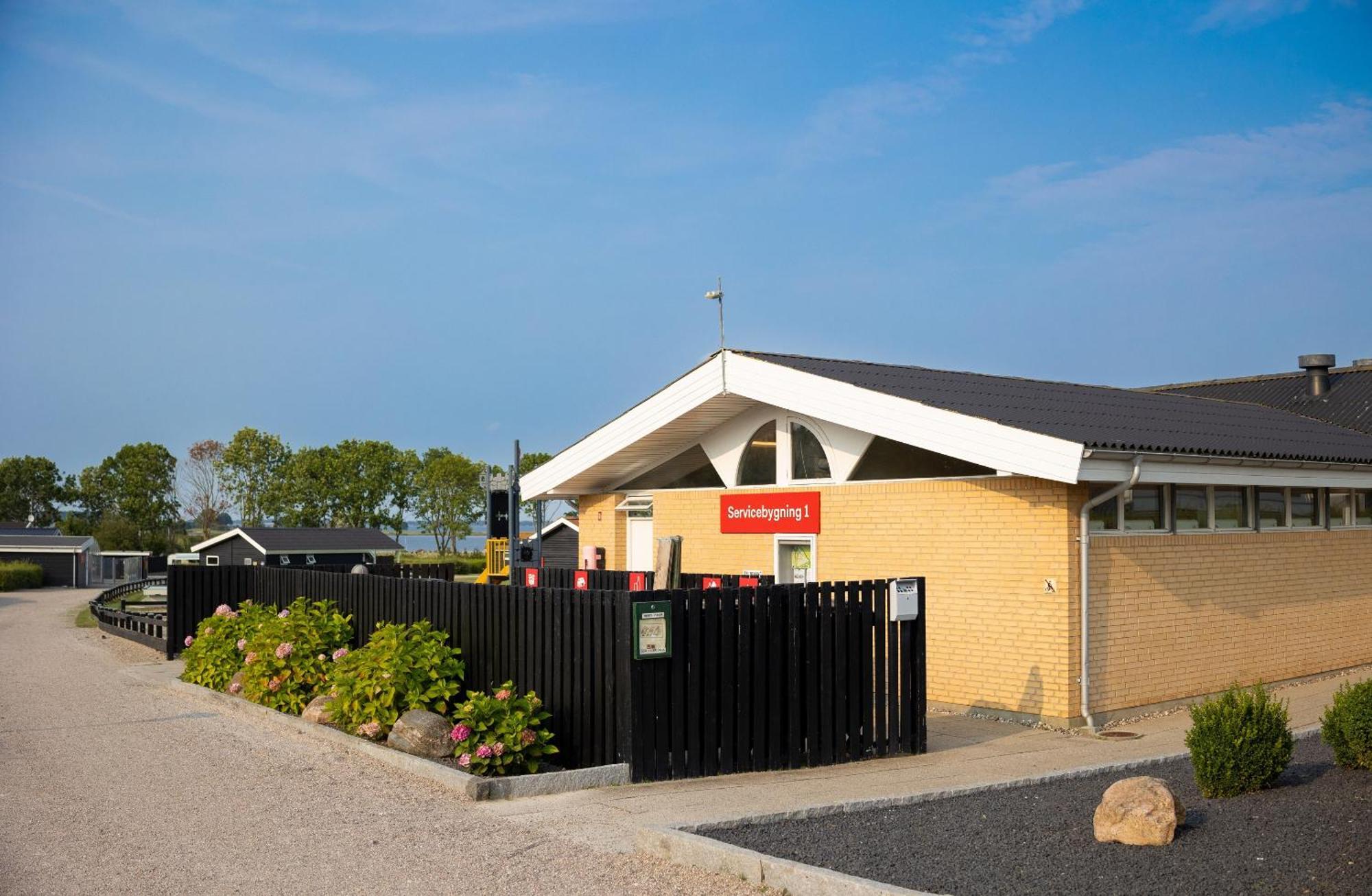 Hotel First Camp Holbaek Fjord Exterior foto